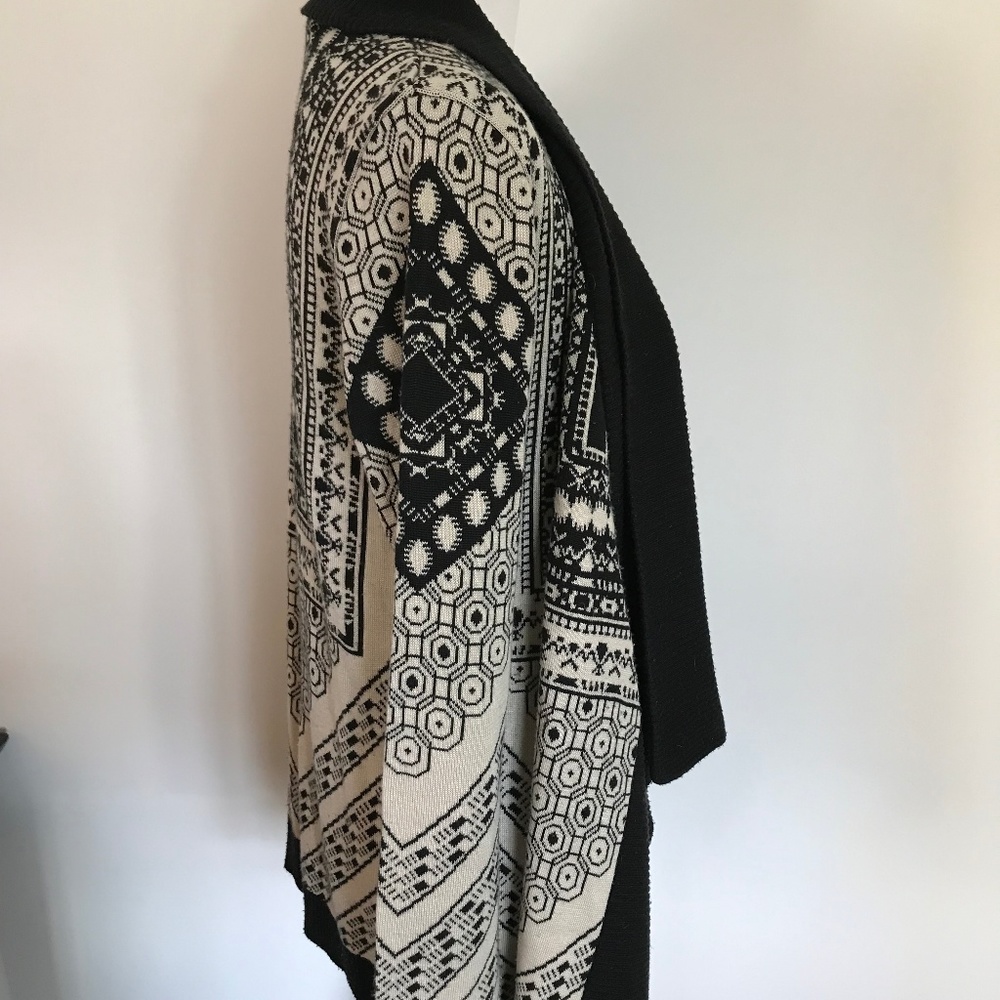 Urban Outfitters (Staring At Stars) Cardigan Small
